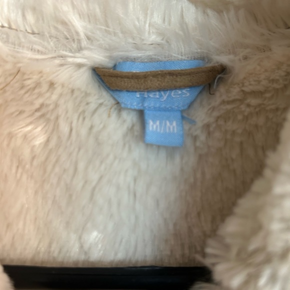 3/$10 Denver Hayes Vest - Picture 3 of 3